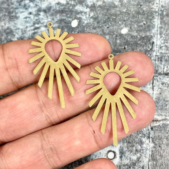 Raw Brass Charm Sun Earring Findings - Jewelry Making Supplies  - 3134