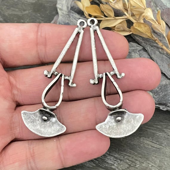 Dangle Earrings Making Kit with Boho Chic and Bohemian Jewelry Supplies. 2 Pieces - 8128