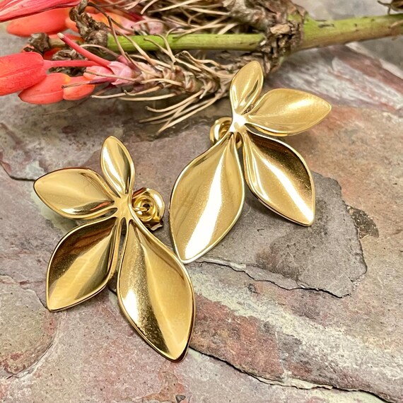 5424 - Rustic brass hoop earrings, patina earrings, hammered earrings, berber jewelry, bohemian hoops, gypsy hoops, gift for her