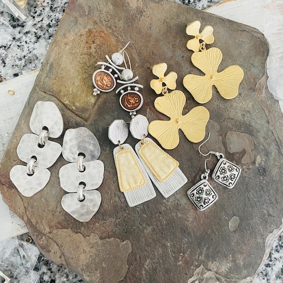 5 Pieces Silver Boho Earrings - Bohemian Cowgirl Dangle Earrings for Unique Style- 5369