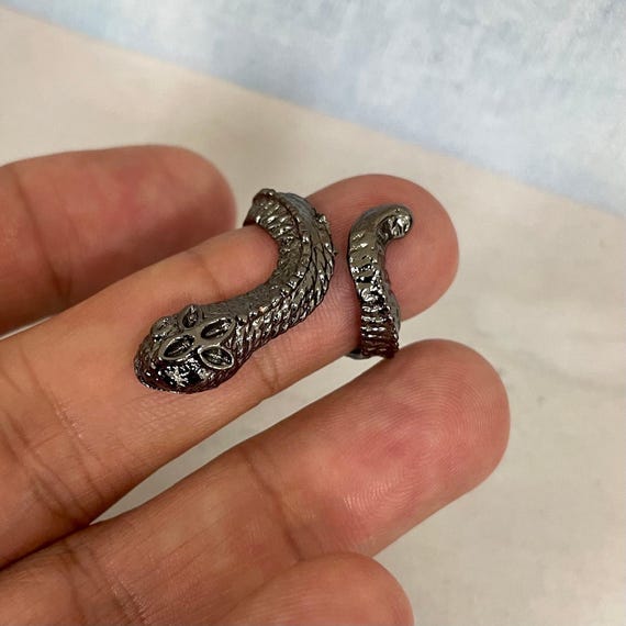 Vintage Boho Silver Ring - Adjustable Tribal Brass Band - 4006