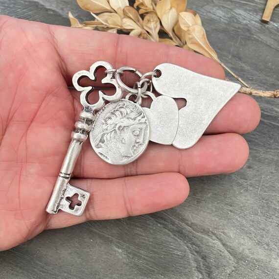 Antique Silver Plated Brass Bohemian Necklace Pendant-  7035