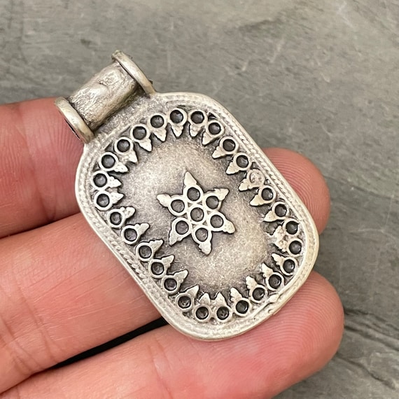 Antique Silver Plated Brass Bohemian Necklace Pendant - 7032