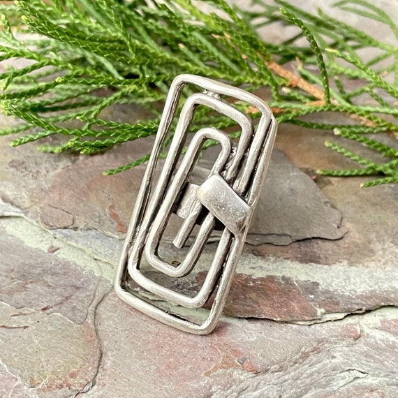 Gypsy-inspired Silver Coated Adjustable Ring - Ethnic and Tribal Boho Jewelry. 4406