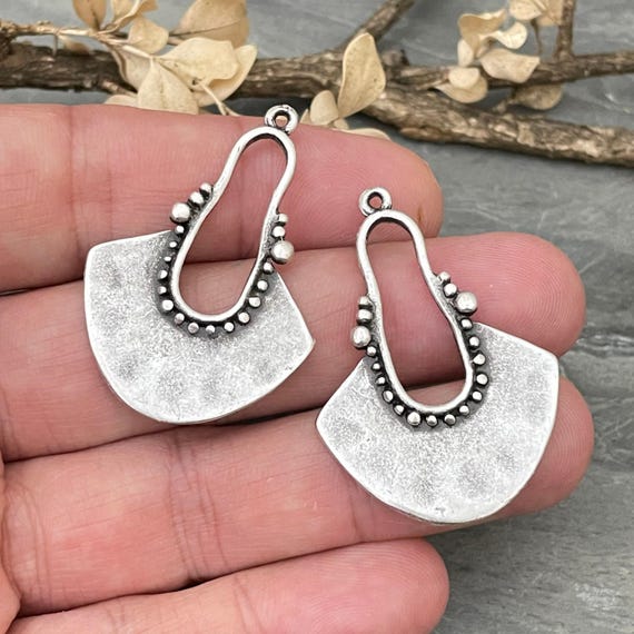 Bohemian Statement Chandelier Earrings - Silver Boho Chic Jewelry. 8225