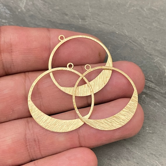 Brass Textured Circle Charms - Textured Circle shape Raw Brass Pendant - Earring Findings - Jewelry Supplies - 30.5x28x0.8mm - 3077