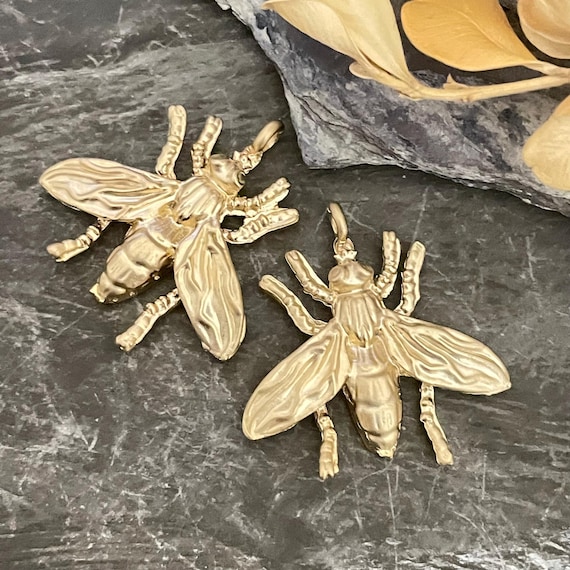 Matte Gold Bee Dangle Earring Findings: Bohemian Brass Charms