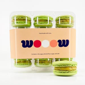Favorite Flavor Macaron Box – Handmade French Macarons in Chocolate, Raspberry, Pistachio, Vanilla, Bourbon Pecan | Perfect Gift, Treats