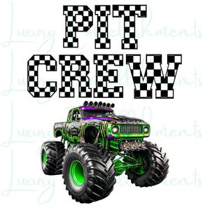 Peut inclure: Graphique avec un monster truck vert et violet et l'inscription "PIT CREW" en damier. Le camion a de gros pneus noirs avec des jantes vertes et un design détaillé.