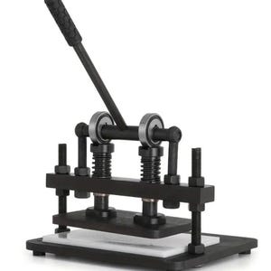 Professional High-Precision Punch Die-Cutter For Leather Craftsmen and Other Thick Materials