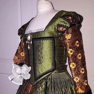 Women&#39;s Renaissance Dress, Elizabethan, Tudor, Costume, Wedding Gown (Made To Order) - Lay Away Available (LABOR FEES)