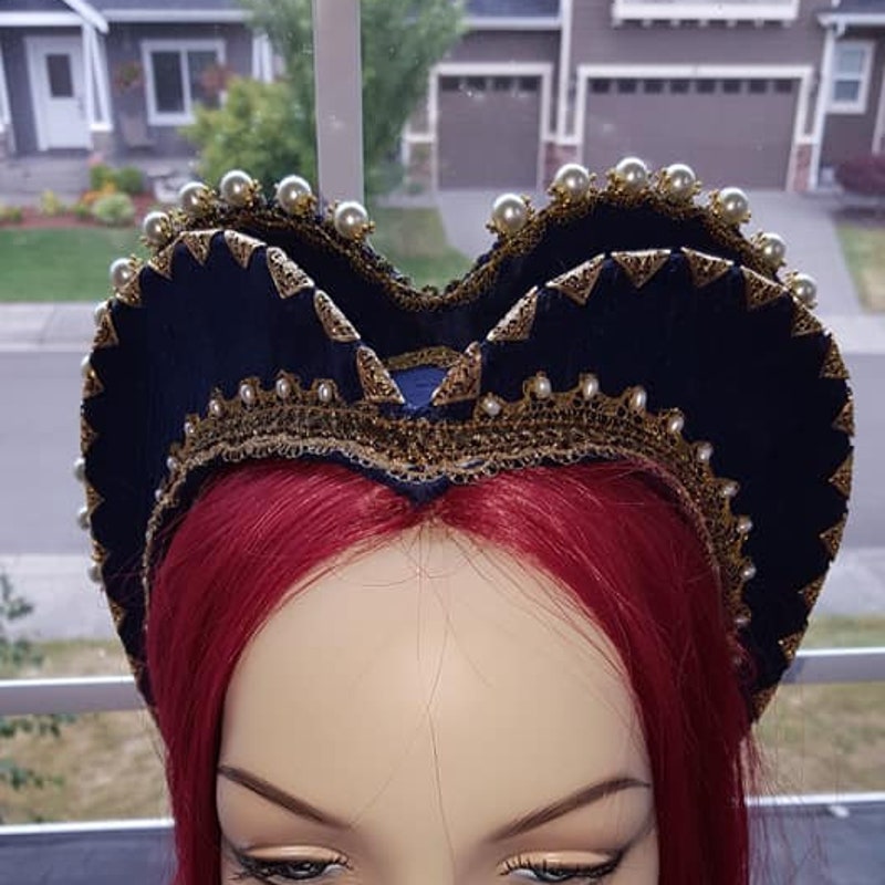 elizabethan headpiece