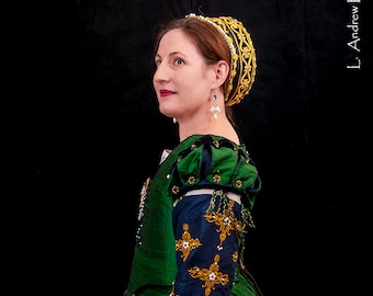 Women's PLUS SIZE Renaissance Dress, Tudor, Elizabethan, Costume, Bridal Gown (Made To Order) - Fabrics Not Included