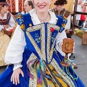 Women&#39;s Renaissance Dress, Elizabethan, Tudor, Costume, Wedding Gown (Made To Order) - FABRICS NOT INCLUDED