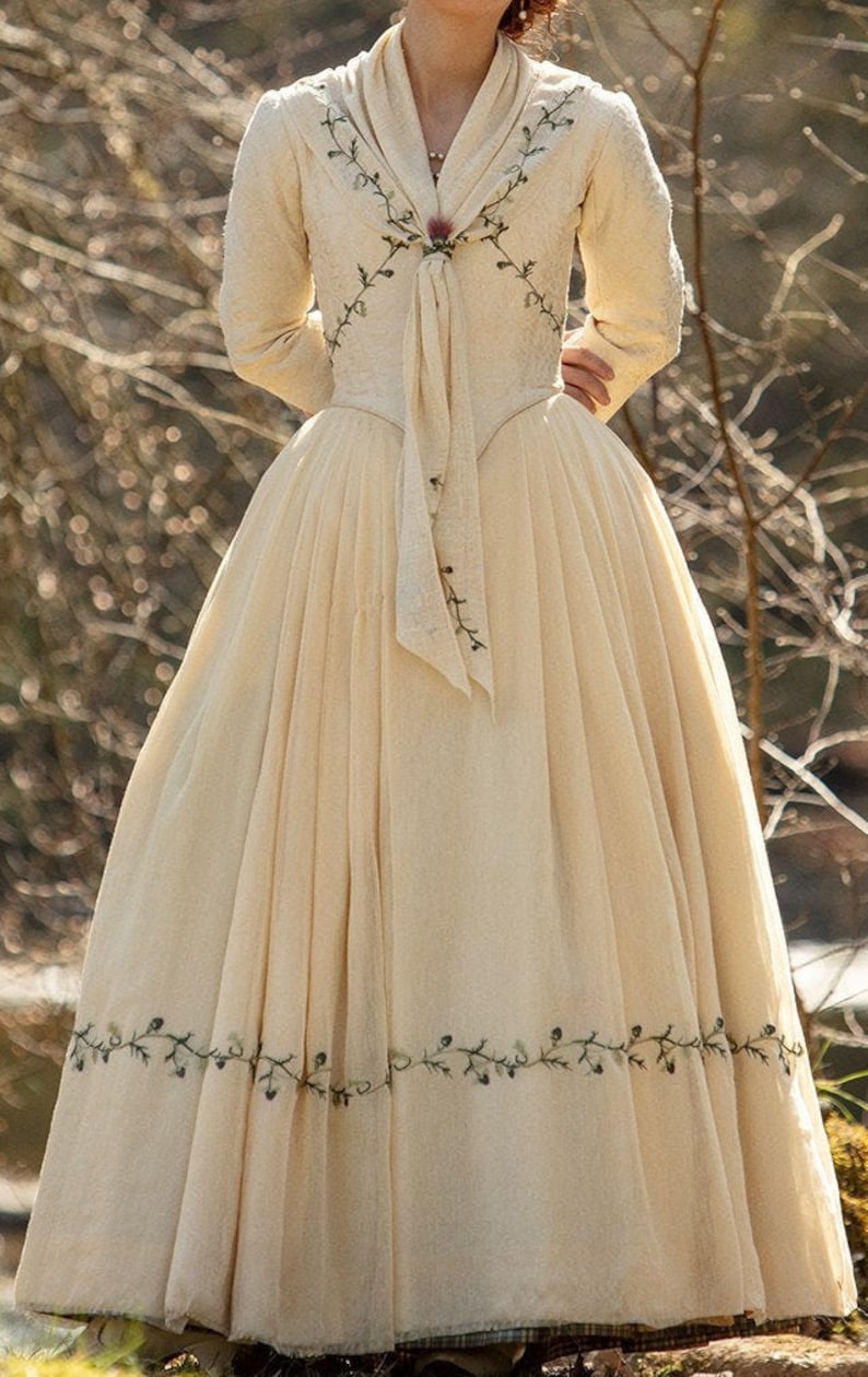 Bree Sea. 5 Outlander Wedding Dress