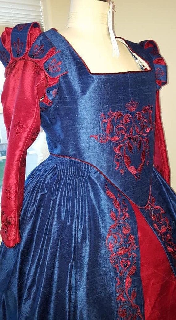 Women's PLUS SIZED Elizabethan Costume, Bridal Gown, Renaissance Dress (Made To Order)  Fabric Not Included