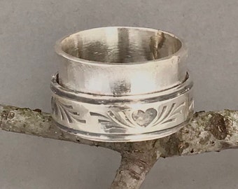 Spinner Ring 10