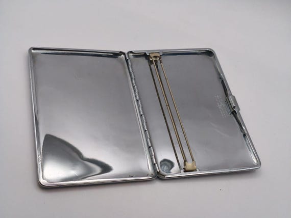 Vintage Engine-Turned Cigarette Case – Initials E… - image 4