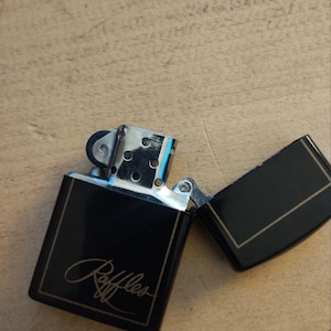 Zippo style petrol lighter (not zippo)