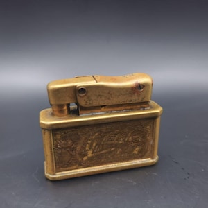 Vintage AUeR “Slid-O-Matic” Wick Lighter – Made in Japan – Fully Working – Brass Finish – Compact Design