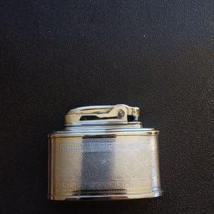 Mosda streamline Petrol table lighter.