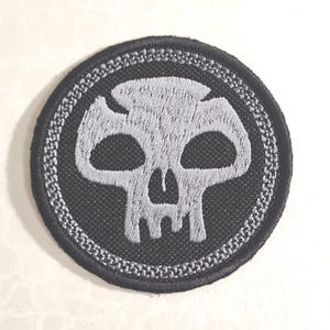 Magic the Gathering Black Mana Embroidered Patch - MTG Skull (3" Round)