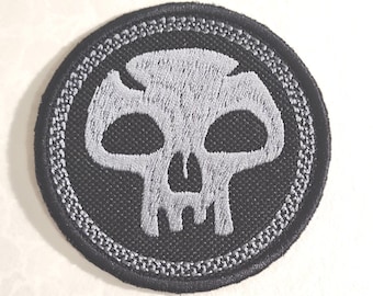 Magic the Gathering Black Mana Embroidered Patch - MTG Skull (3" Round)
