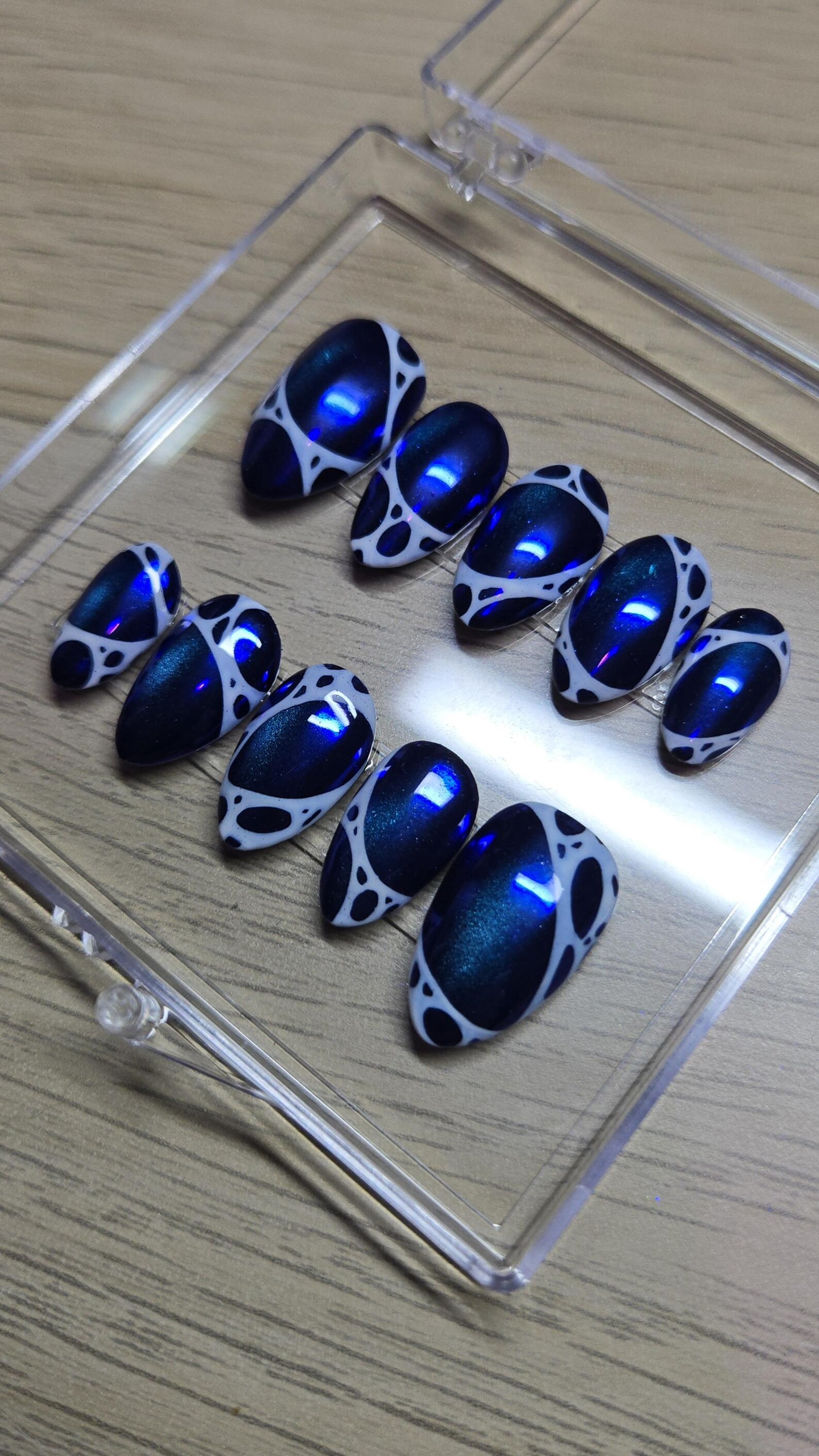 Arcane Inspired - Press-on Nails - Etsy