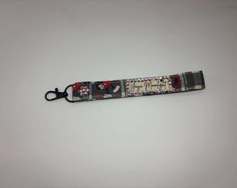 Pulsera moderna de Mickey y Minnie Mouse para cualquier ocasión especial.