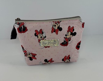 Trendy Minnie Mouse Makeup Bag for any Special Occasions