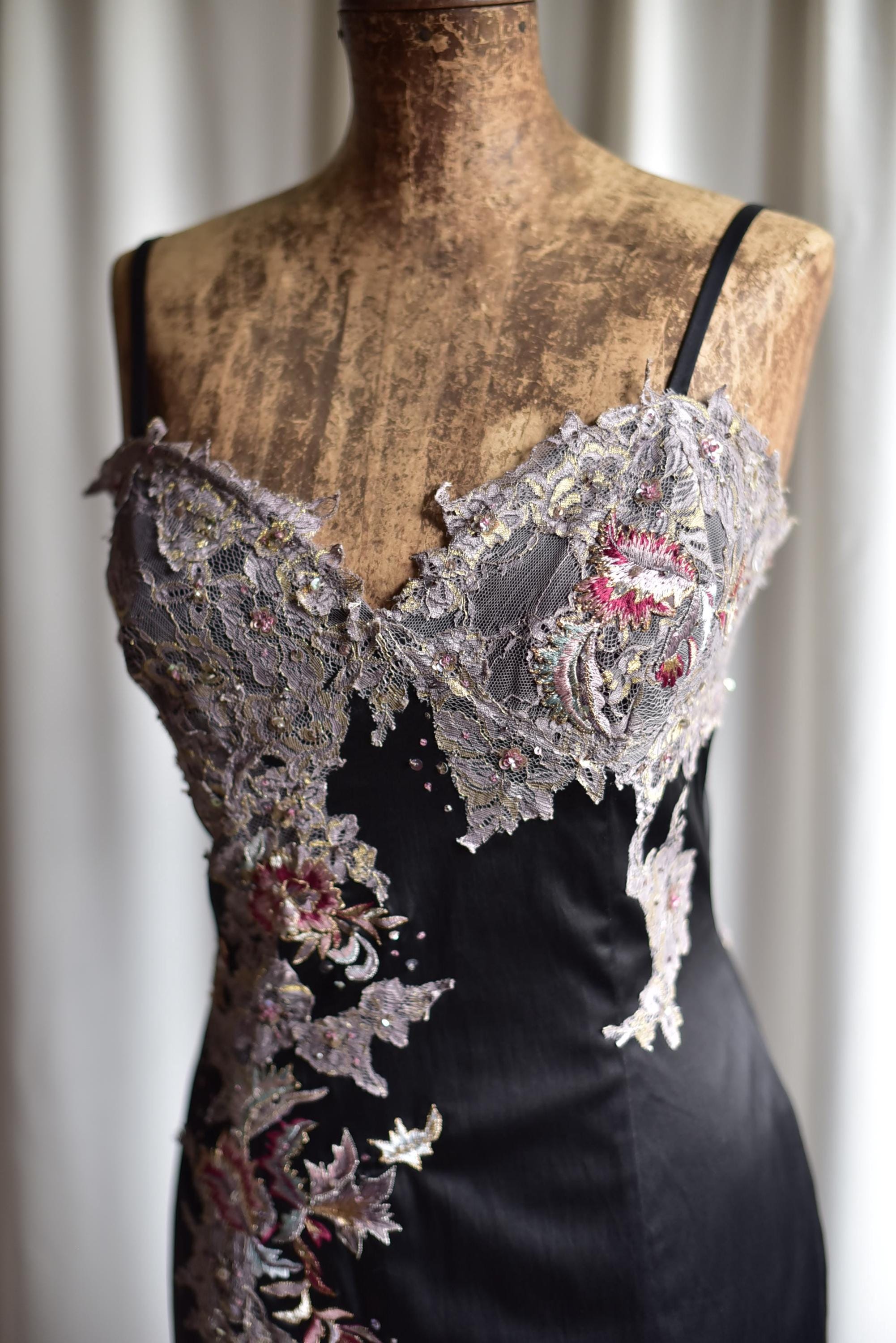 Vintage Y2K Mandalay Julian Joyce Embroidered Lace Gothic