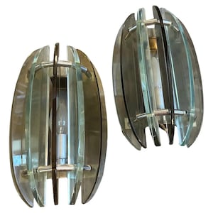 1960s Set of Two Space Age Green and Smoked Glass Italian Wall Sconces by Veca