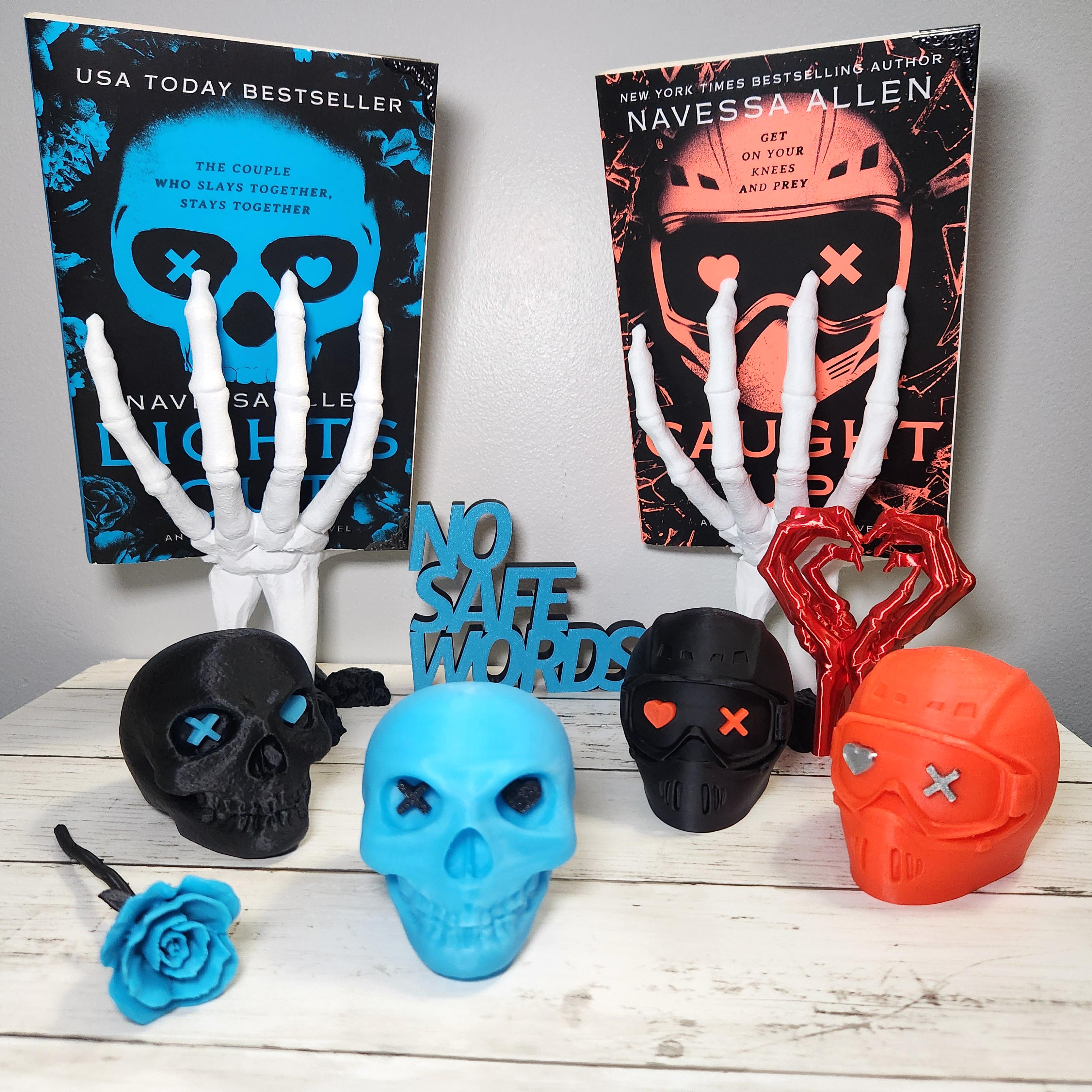 Lights Out Skull | Caught Up Helmet With Heart X Eyes Shelf Decor