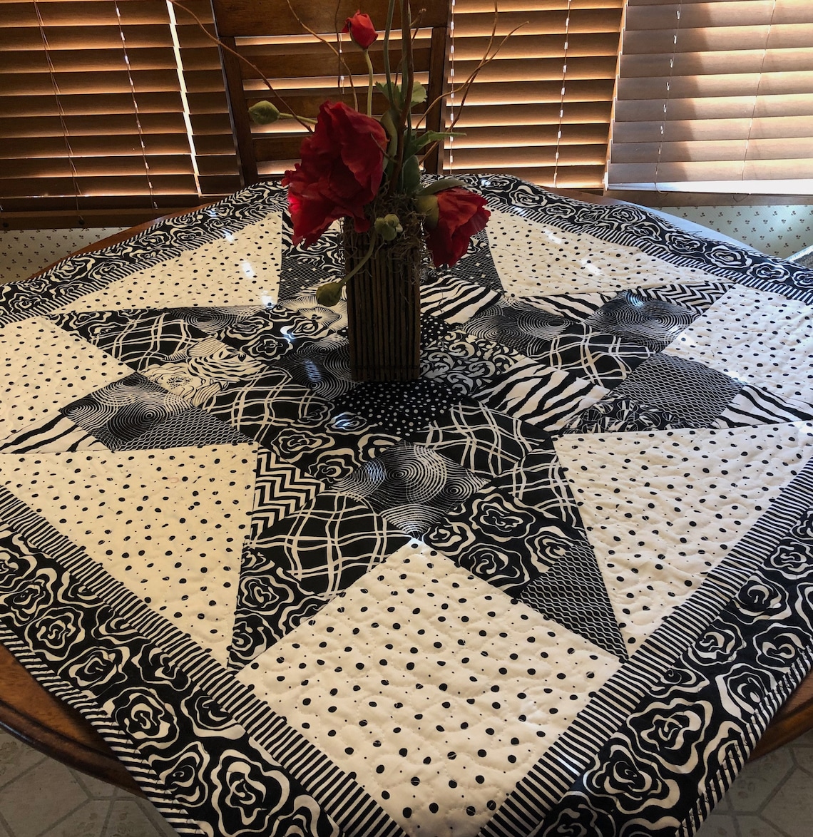 Black and White Star Quilted Square Reversible Table Topper Quiltsy ...