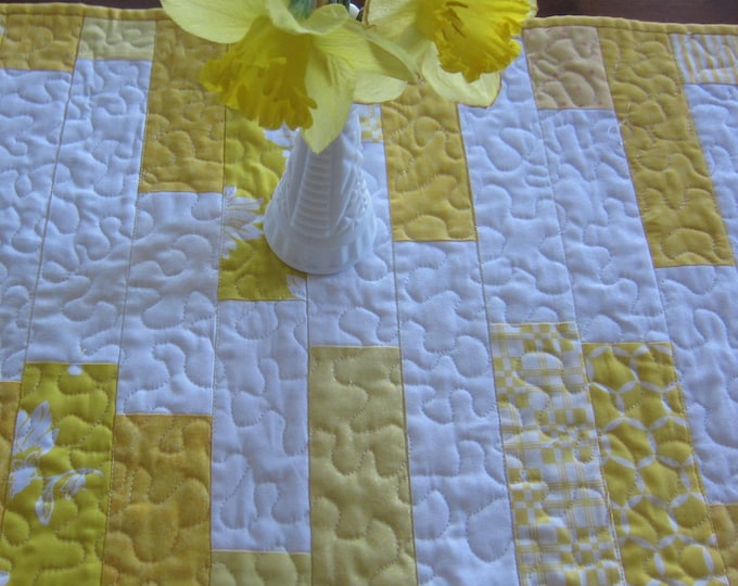 Spring Yellow Quilted Table Runner Quiltsy Handmade Etsy