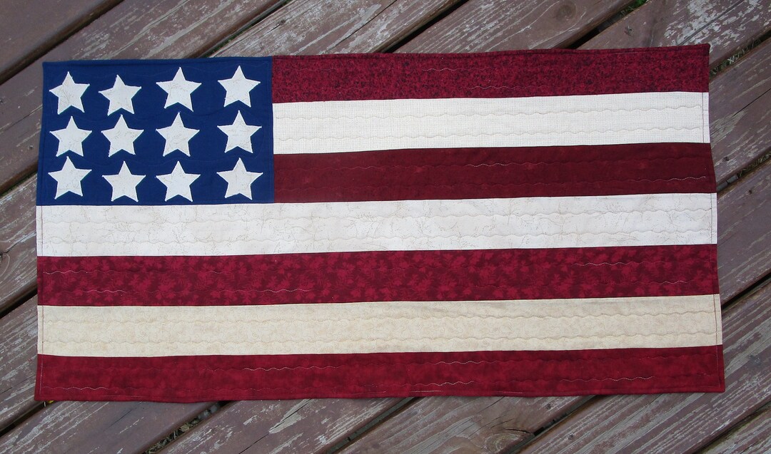 American Flag Patriotic Red White and Blue Wall Quilt or Table Topper ...