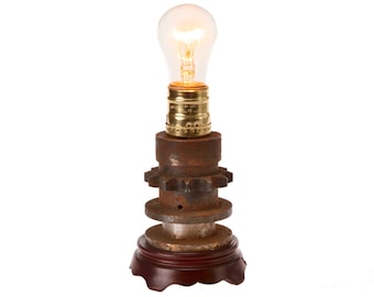 Industrial Gear Lamp: Rust Patina Steampunk Filament Bulb