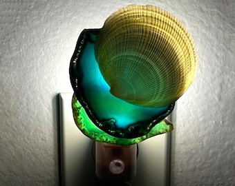 Agate Slices AND Seashell Night Light - Handcrafted Unique Automatic Sensor Nite Lite