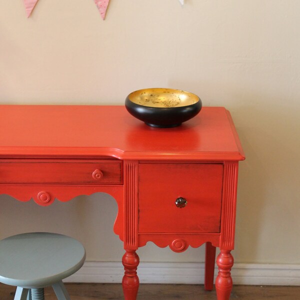 Coral desk/vanity