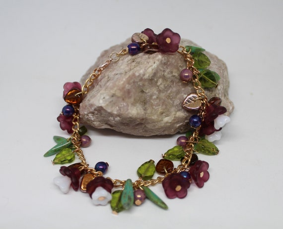 Flower Charm Beaded Bracelet