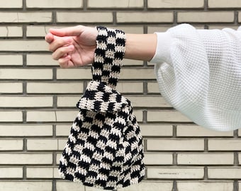 Japanese Knot Bag - Wrist Bag - Crochet Black and White Checkered Purse FREE SHIPPING