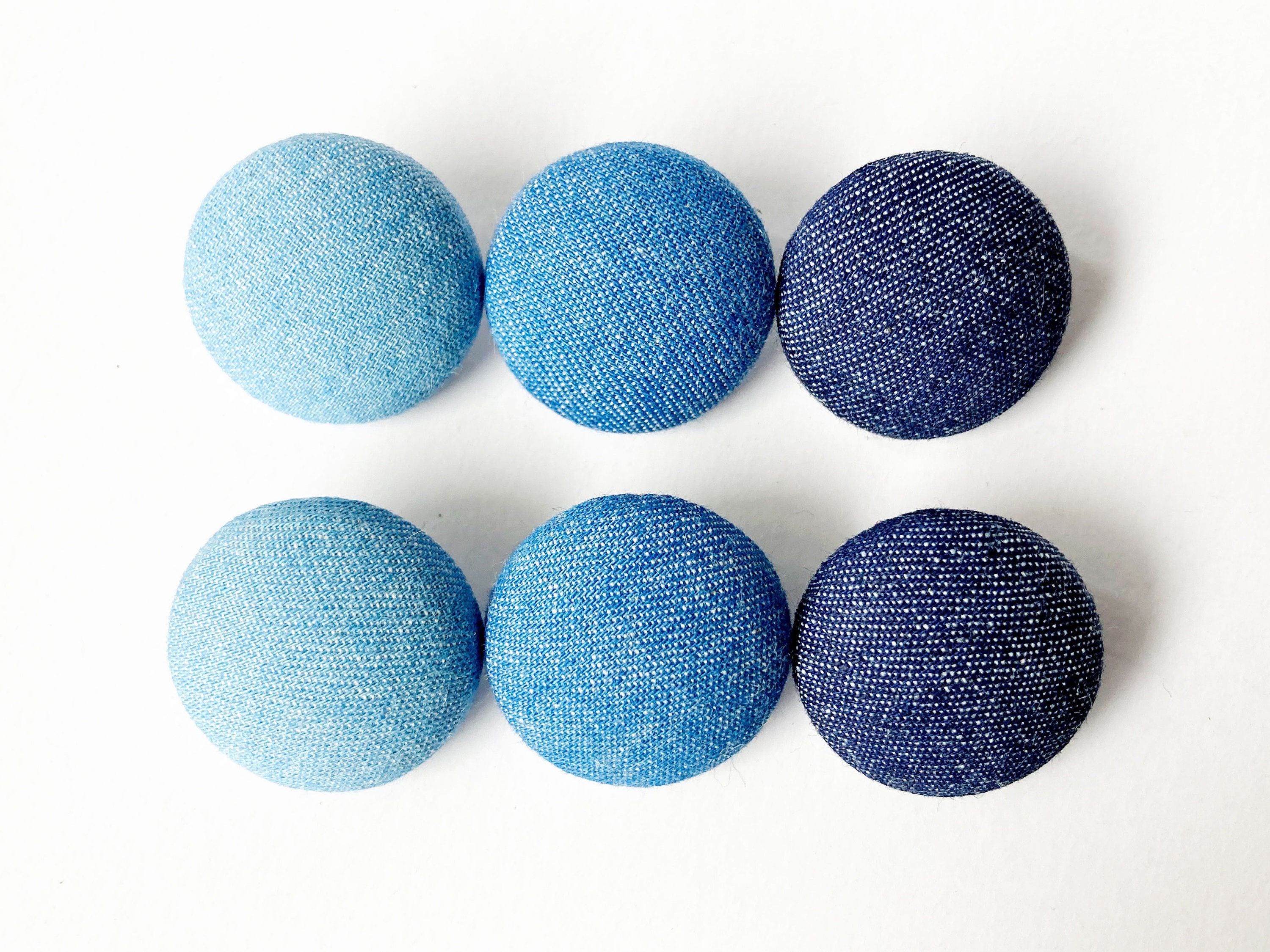 Upholstery Buttons 17mm dia. Blue Glass Top. pack 5.
