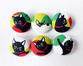 Cat Buttons Sewing Buttons / Fabric Buttons - Black Cat in Flowers - 6 Medium Fabric Buttons Set