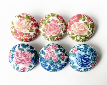 Sewing Buttons / Fabric Buttons - Fabric Covered Buttons - Roses in Pink and Blue - 6 Large Buttons  for Crochet and Knitting