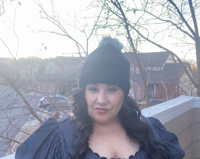 Knitted Hat with Faux Fur Pom Pom. Black Knit Hat. Black Hat. Black hat with Fur Pom Hat. Knitted Hat with Faux Fur Pom Pom