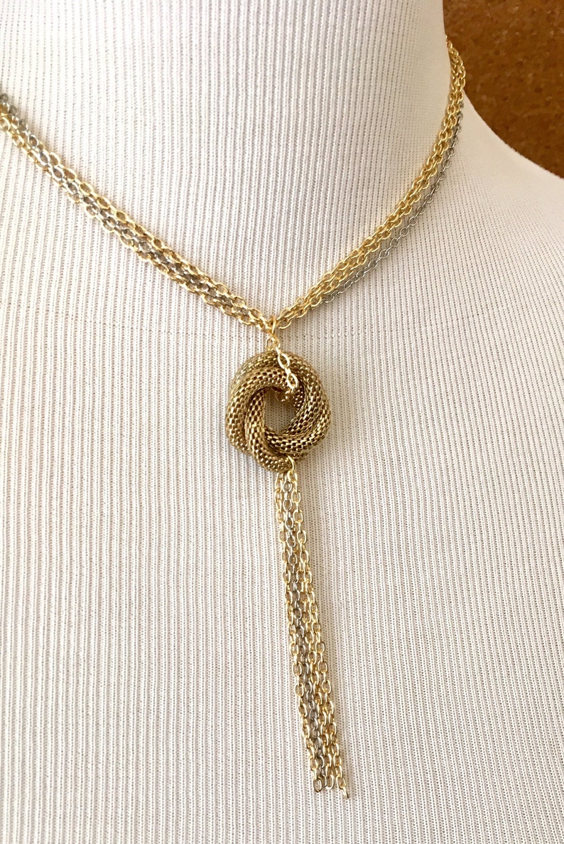 Gold James Bond Casino Royale Vesper Lynd Love Knot