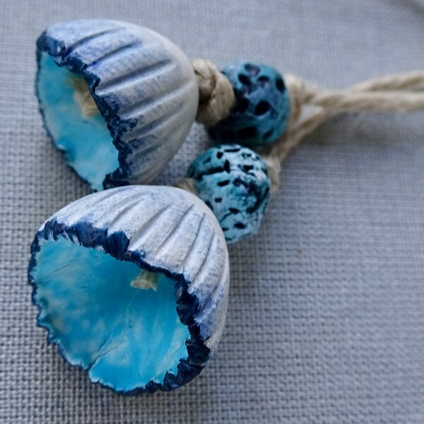 PAIR Summer wave textured ceramic flower pod bead set indigo sky blue cream white katy wroe -Z32