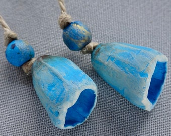 PAIR Spring blossom handmade sculpted ceramic flower pod bead set sky blue white katy wroe -D508
