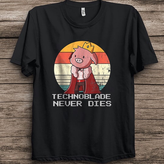 Technoblade Never Dies Funny Meme T-Shirt : Clothing, Shoes & Jewelry 