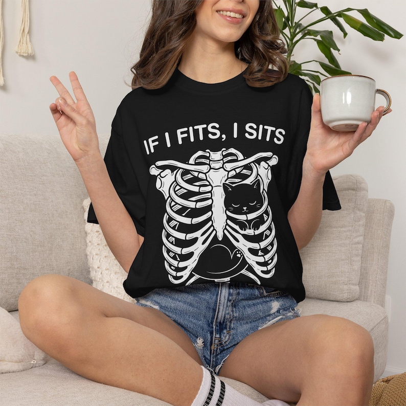 If I Fits I Sits Skeleton Ribcage T-Shirt image 6